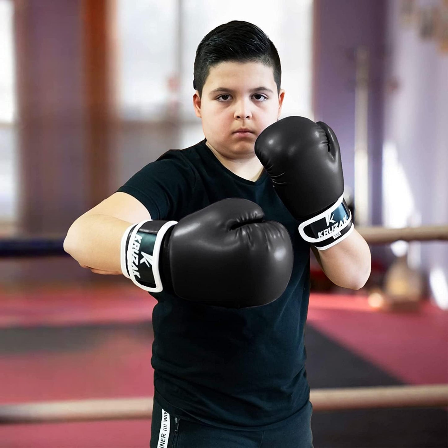 Kruzak Plain Kids Focus Mitts and Boxing Gloves Set for Kickboxing and Muay Thai MMA Training - Unisex Kit with Punching Pads for Martial Arts and Karate