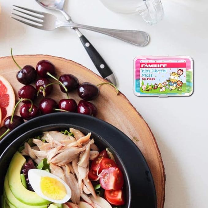 Dental Floss Picks, FAMILIFE Kids flossers Toddler Threaders Children Unwaxed Unflavored Fluoride Free Dental Floss Child Kid Flossing Sticks with Travel Cases 200 Picks