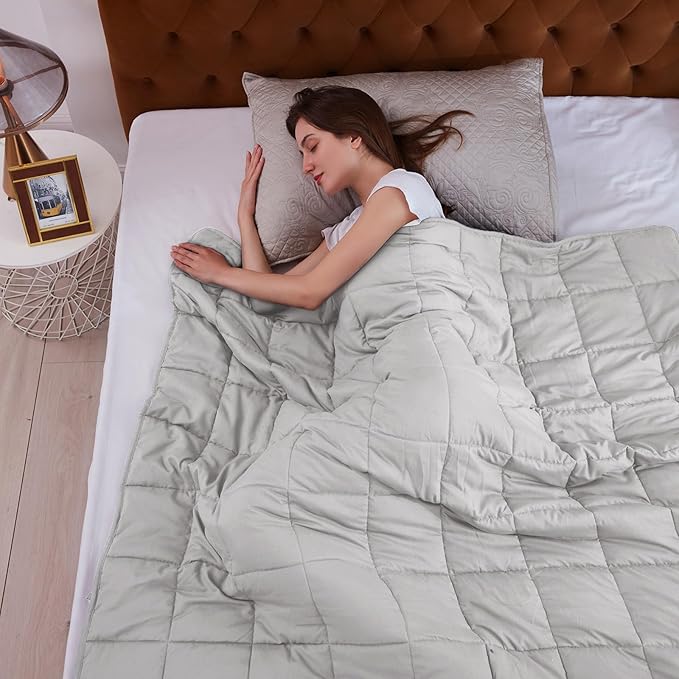 L'AGRATY Weighted Blanket - 60"x80" 15lbs Cooling Breathable Heavy Blanket Microfiber Material with Glass Beads Big for Adult All-Season Summer Fall Winter Soft Thick Comfort Blanket