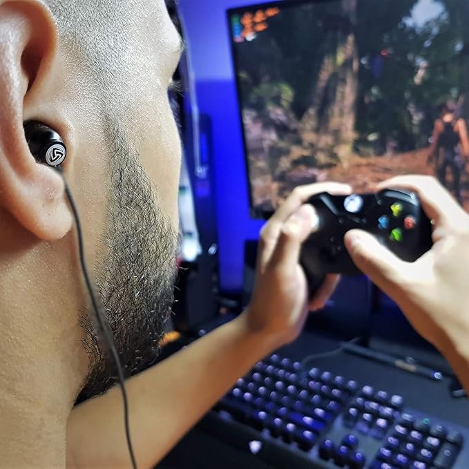 LUDOS Clamor USB C Headphones for iPhone 17 16 15 Pro Max Plus Air iPad Pro, 5 Years Warranty, USB-C Earbuds for Samsung Galaxy S24 S23 Ultra S22 S21 FE S20 A55 A54 A53, USB Type C Earphones - Black