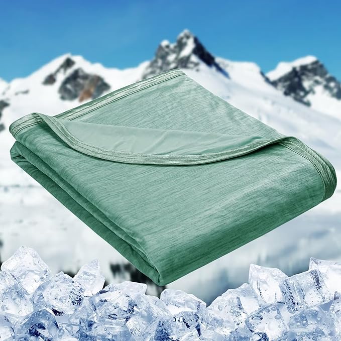 HOMFINE Cooling Blankets for Hot Sleepers - Summer Blanket Thin Lightweight Breathable Soft Double Side Enhanced Cooling for Bed Couch Sofa, Keep Cool for Night Sweats (Green, 50 x 70 inches)